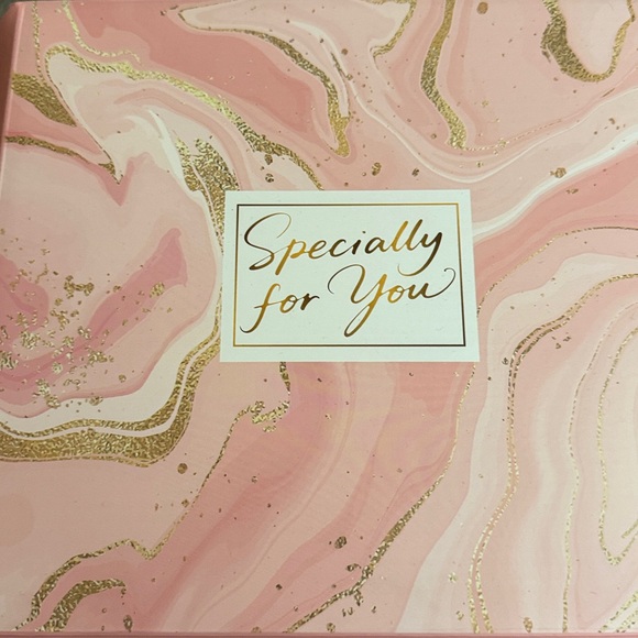 You matter gift box - Picture 2 of 10